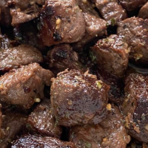 STEAK BITES