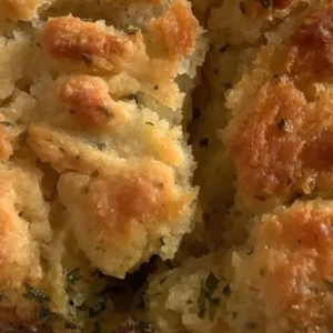 GARLIC AND HERB BUTTER QUICK BREAD