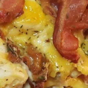 BACON, EGG, AND CHEESE BISCUIT BAKE