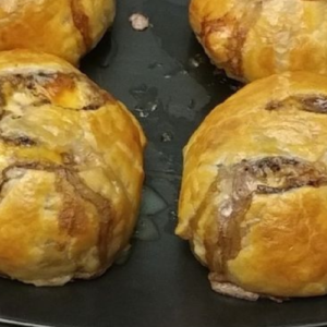 EASY GROUND BEEF WELLINGTON RECIPE