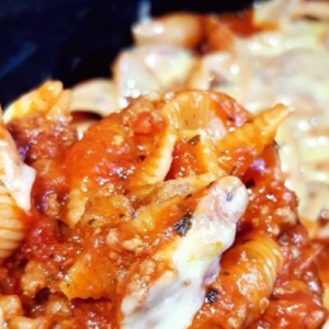SLOW COOKER CHEESY BAKED ZITI
