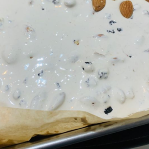 4-INGREDIENTS NOUGAT BARS