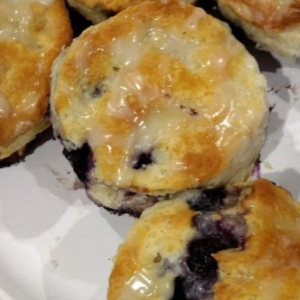 SWEET BLUEBERRY BISCUITS
