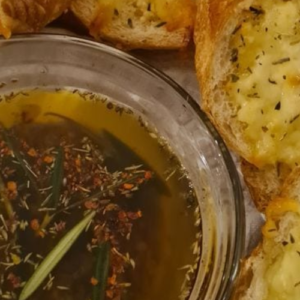 OLIVE OIL BREAD DIP