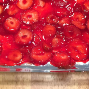 15-MINUTE STRAWBERRY ANGEL FOOD DESSERT