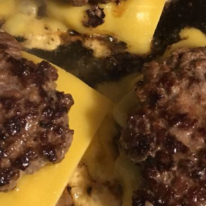 CLASSIC SMASHED BURGER