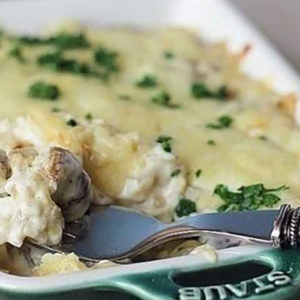 Julien with chicken and mushrooms – a tasty lunch for the whole family!