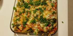 CHEESY PASTA BAKE WITH CHICKEN AND BACON RECIPE
