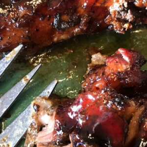 CROCK-POT BROWN SUGAR & BALSAMIC–GLAZED PORK TENDERLOIN