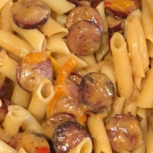 ONE PAN CHEESY SMOKED SAUSAGE & PASTA RECIPE