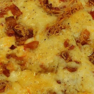 TOMATO AND VIDALIA ONION PIE