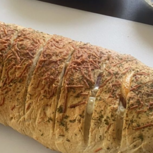 HOW TO MAKE EASY STROMBOLI