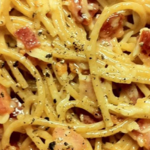 AMAZING ITALIAN CARBONARA WITH BACON