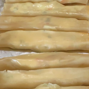 EASY BAKED CREAM CHEESE RANGOON ROLLS