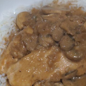 CHICKEN STROGANOFF