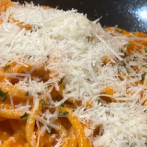 PASTA WITH TOMATO CREAM SAUCE