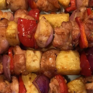 CHICKEN PINEAPPLE KABOBS WITH SOY SAUCE