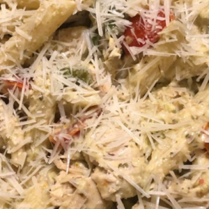 30 MINUTE CHICKEN AND CHERRY TOMATO PESTO PENNE