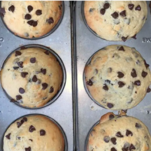 FLUFFY CHOCOLATE CHIP MUFFINS