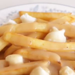 How to Make Classic Canadian Poutine