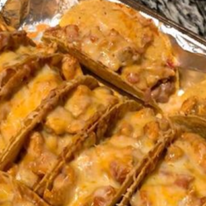 BAKED CHICKEN TACOS: A DELICIOUS AND EASY WEEKNIGHT DINNER RECIPE