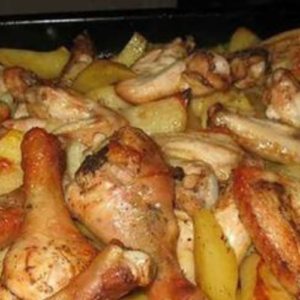 Potatoes with chicken meat in the oven – it turns out very tasty thanks to a simple ingredient added to the recipe!