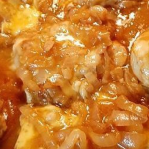FRENCH ONION CHICKEN BAKE – A CHEESY AND FLAVORFUL DELIGHT!