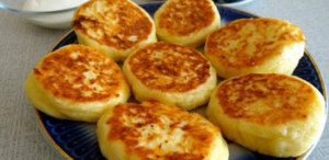Appetizing and brown papanasi – a perfect breakfast, ready in just 20 minutes!