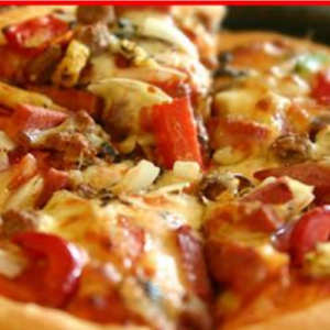 Pizza in the oven “Simplu de tot” – the best choice for a quick snack.