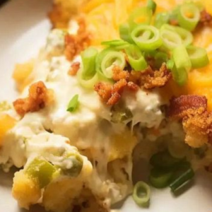 IRRESISTIBLE JALAPENO POPPER CHICKEN CASSEROLE: A CHEESY, SPICY DELIGHT!