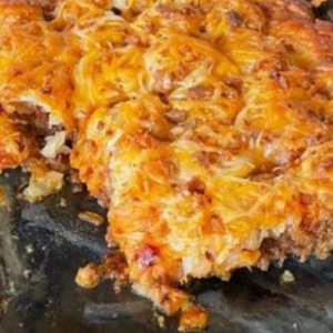 CHEESY TATER TOT MEATLOAF CASSEROLE: A COMFORTING DELIGHT!