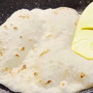 Homemade Arabic bread: the easy way to make it perfect