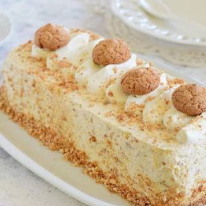 Semifreddo with amaretti biscuits: the recipe for a fresh and super gourmet dessert