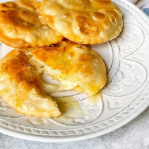 Seadas (sebadas): the original recipe for traditional Sardinian fried desserts