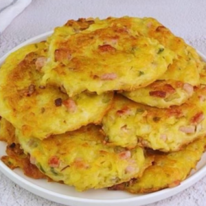 Potato and ham fritters: a quick and tasty dish!