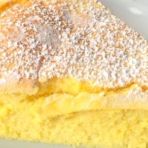 Soft yogurt and lemon cake: the dessert that melts in your mouth