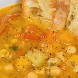 Chickpeas soup: simple, creamy and simple to make!
