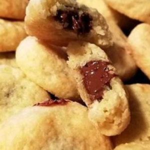 Coconut nougat buttons