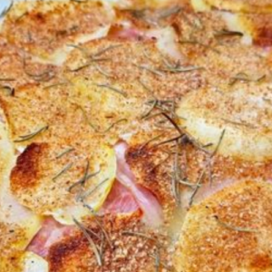 Potato parmigiana: the tasty and simple to prepare side dish