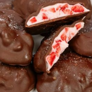 Cold chocolates with yogurt and strawberries: easy and super delicious!