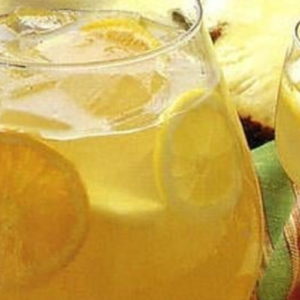 White wine sangria