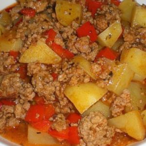 FARM POT WITH MINCED MEAT
