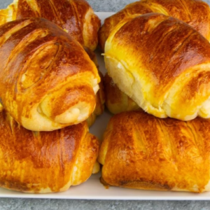 Soft brioches: the recipe for delicious and fragrant sweet leavened products
