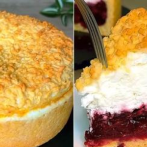 Yogurt and berries crumbled pie: the recipe for a delicious dessert