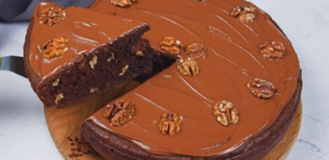 Walnut, chocolate and coffee cake: simple to prepare, soft and delicious!