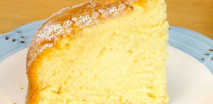 Cloud cake: the fluffiest cake on the earth!