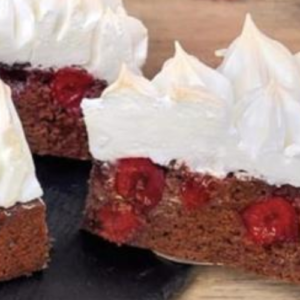 Cocoa meringue cake: the recipe for a delicious dessert everyone will love