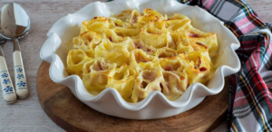 Lasagna rolls: the recipe for the delicious and spectacular first course with ham and cheese
