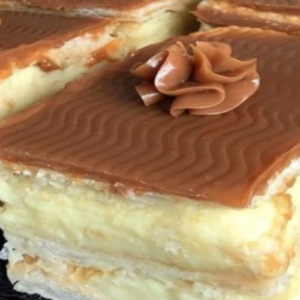 Millefeuille with Dulce de Leche