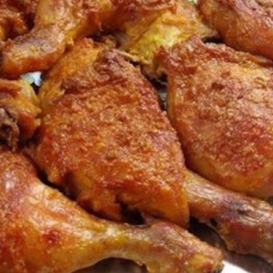 Maria finally decided to share the secret behind her irresistible fried chicken!